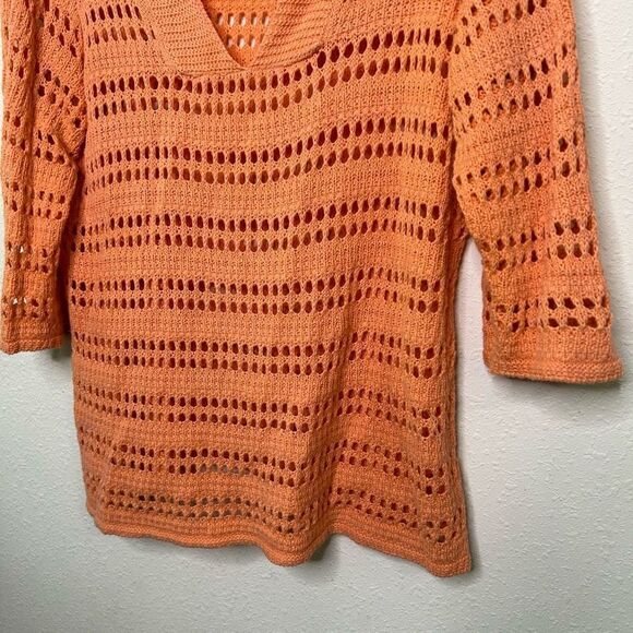 Chico’s Coral Open Knit Linen Crochet V Neck Beachy Top Size 2 (L) - Picture 3 of 13